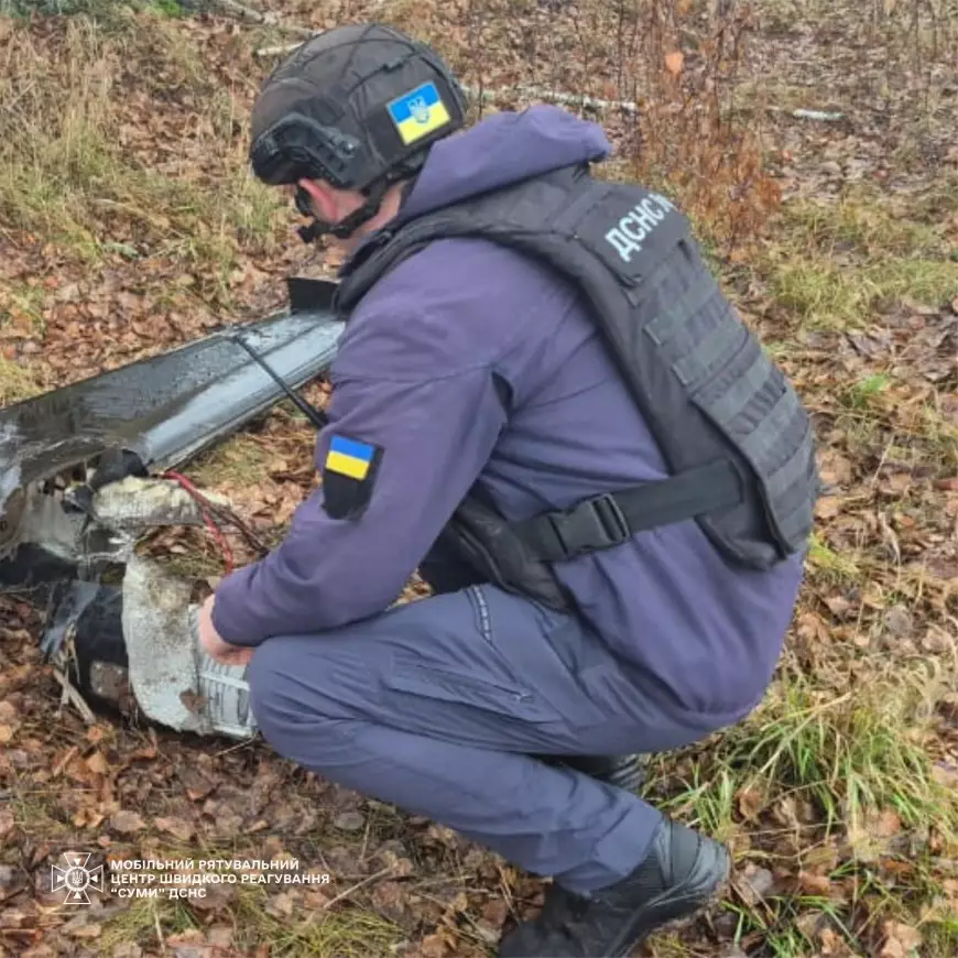 Піротехнічні розрахунки продовжують розміновувати території України.