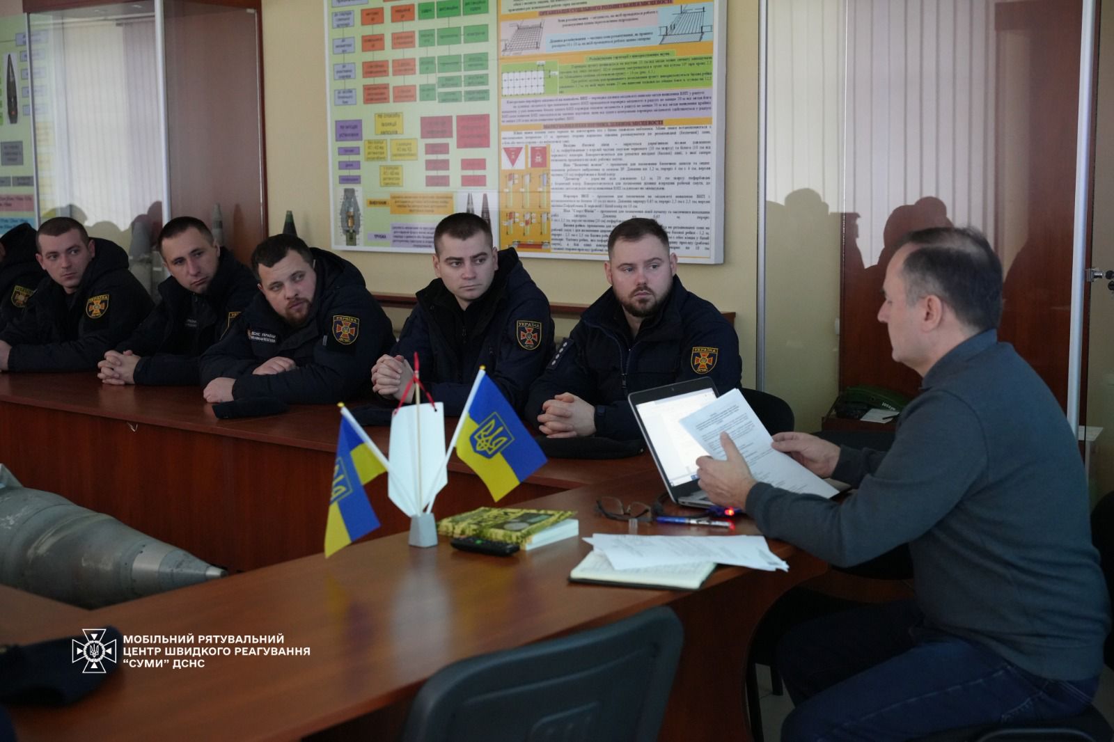 Рятувальники підвищують правову обізнаність у рамках проєкту Тижня доброчесності.